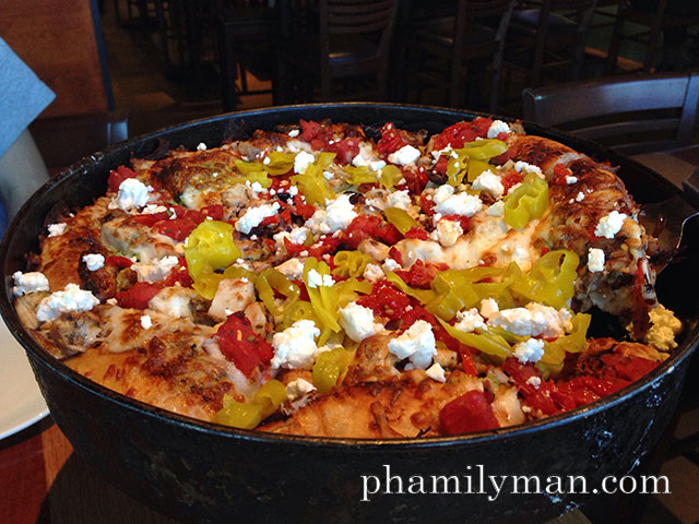 bjs-grill-anaheim-mediterranean-pizza