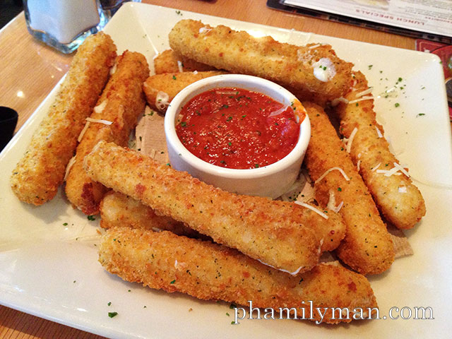 bjs-restaurant-corona-mozzarella-sticks