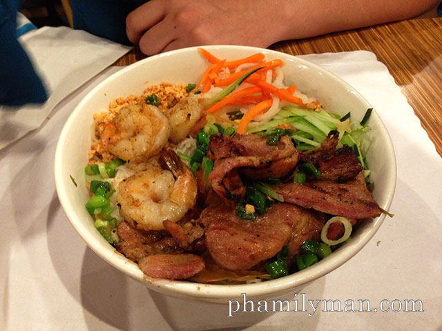 brodard-restaurant-westminster-bun-tom-thit-nuong