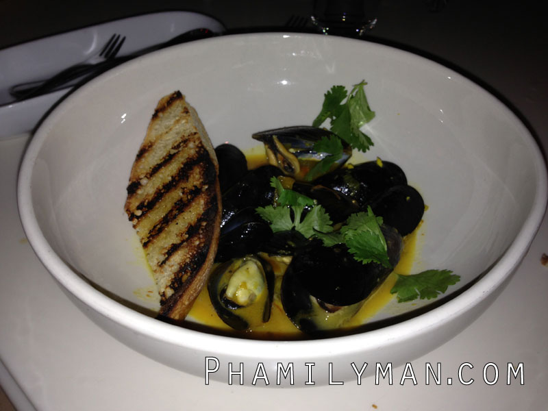 chloe-cafe-san-diego-mussels