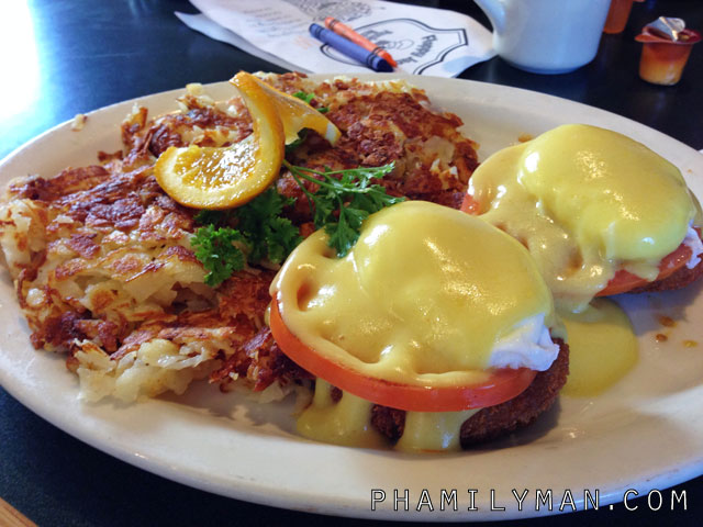 flappy-jacks-pancake-house-orange-crab-cake-benedict