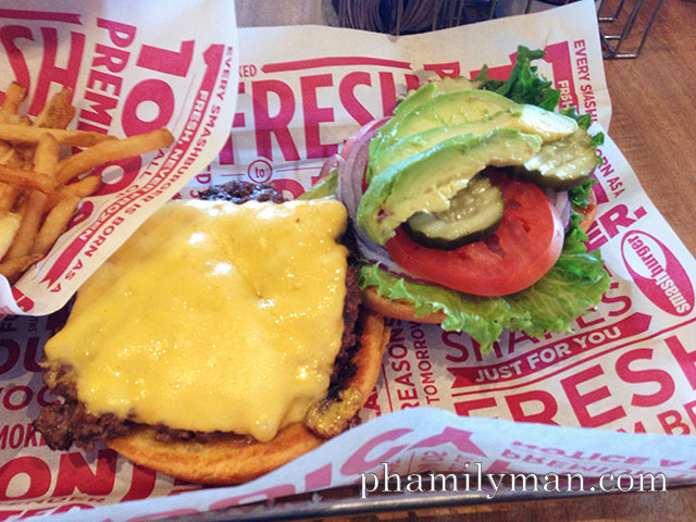 smashburger-las-vegas-classic-smash-avocado