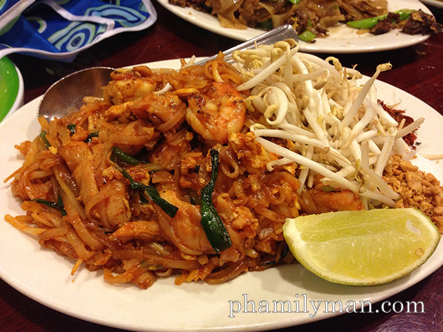 thai-nakorn-garden-grove-shrimp-pad-thai