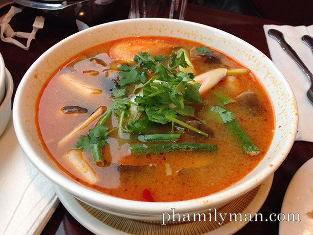 thai-nakorn-garden-grove-tom-yum-hot-sour-soup